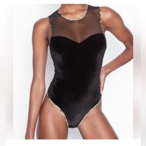 VICTORIA’S SECRET Velvet Sheer Mesh Sweetheart Teddy Bodysuit Snake Trim M